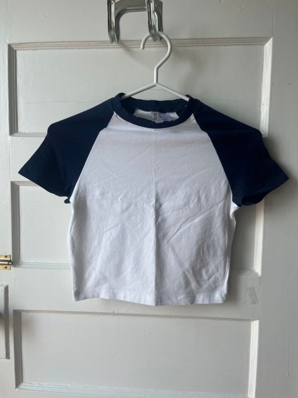 H&M Raglan Sleeve Crop Tee